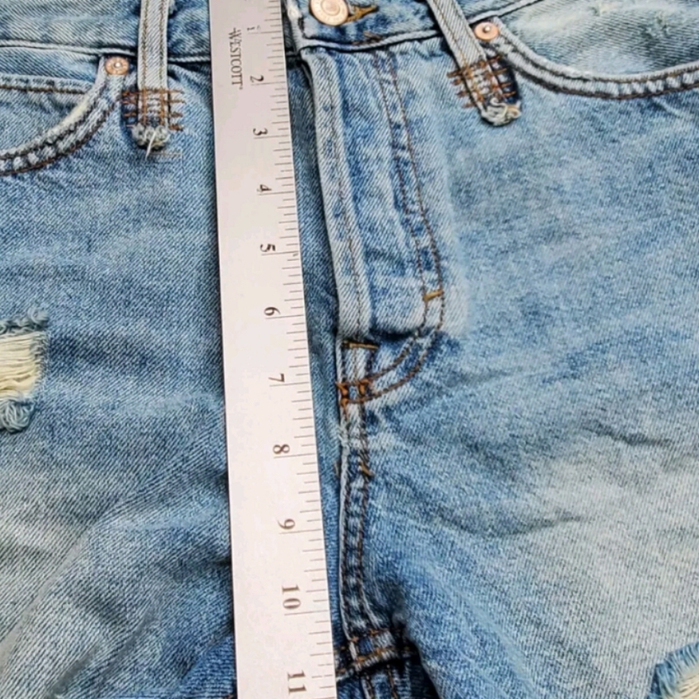 Free People Loose Cannon Button Fly Distressed Jean Shorts Women's Size … - Picture 5 of 9
